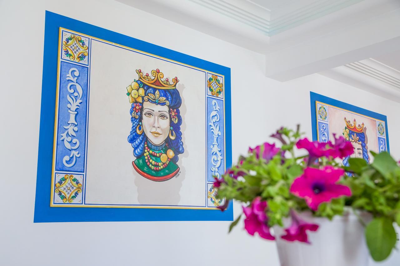 Assinos Palace Hotel จีอาร์ดีนี นักซอส ภายนอก รูปภาพ