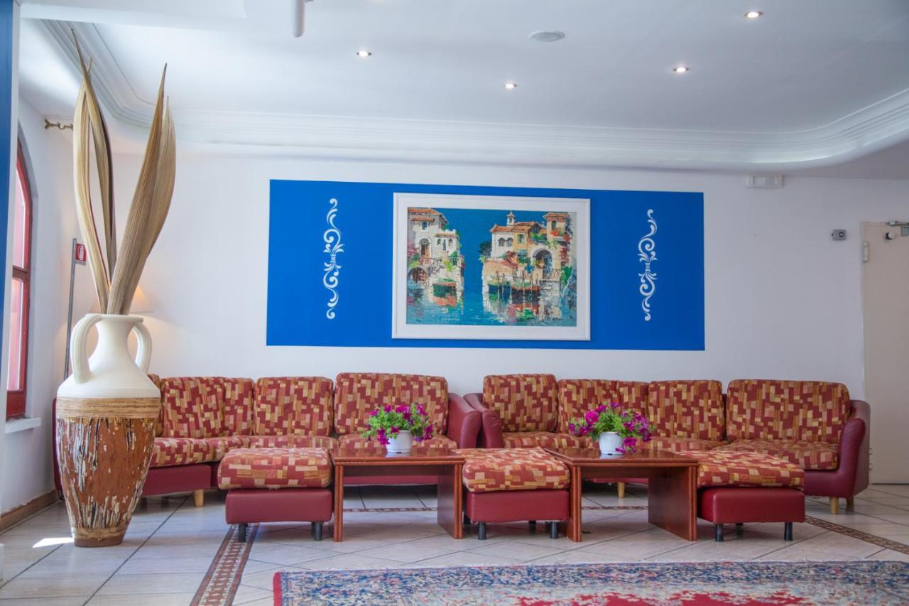 Assinos Palace Hotel จีอาร์ดีนี นักซอส ภายนอก รูปภาพ
