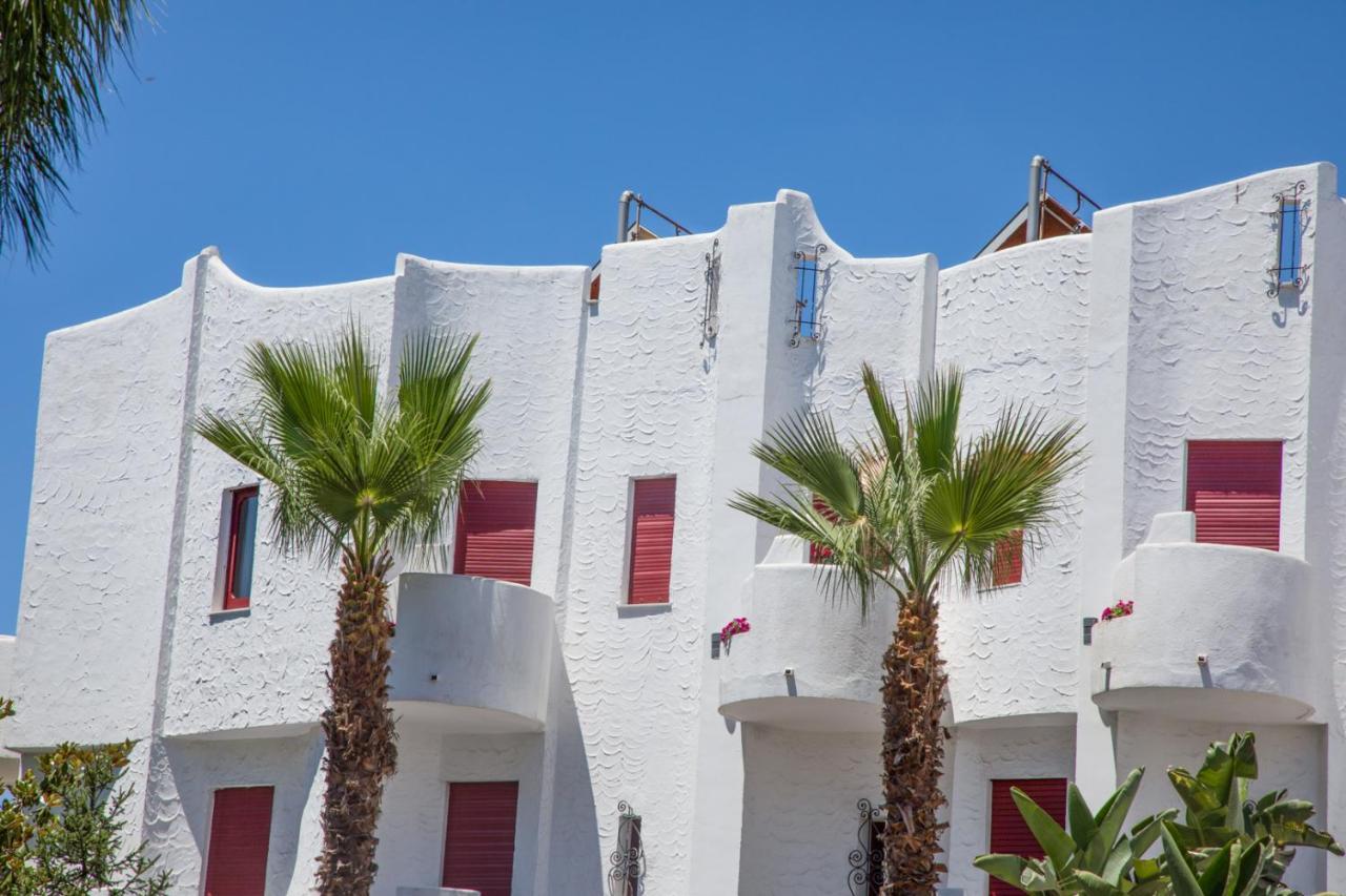 Assinos Palace Hotel จีอาร์ดีนี นักซอส ภายนอก รูปภาพ